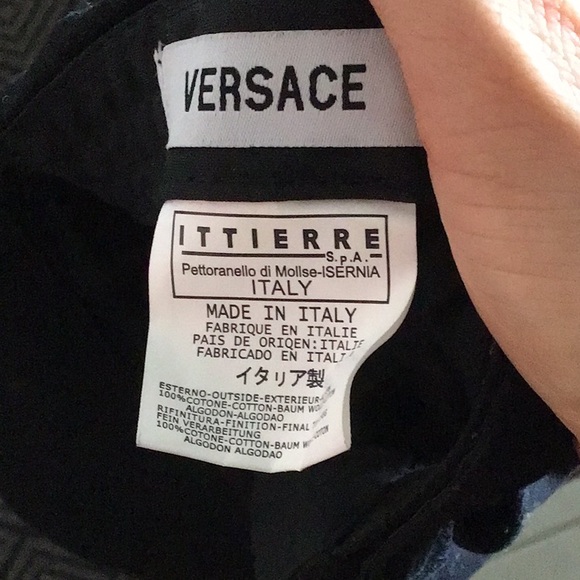 Like new Versace baseball hat - Picture 4 of 6